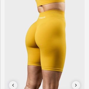 Alphalete biker shorts